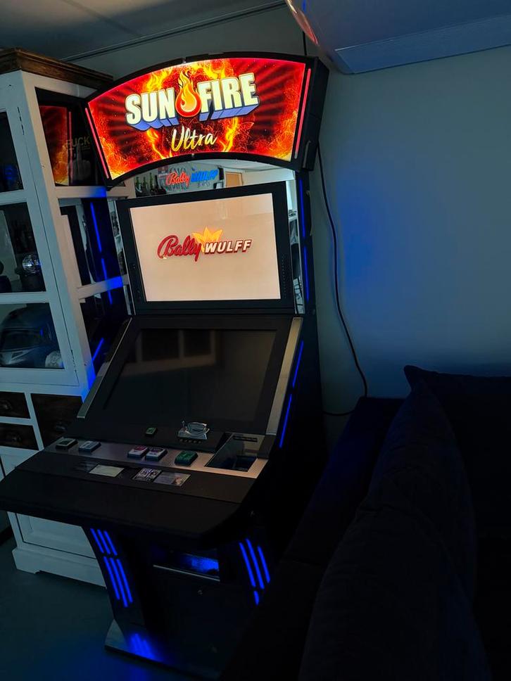 Bally Wulff Sun Fire Ultra Gokkast, Verzamelen, Automaten | Gokkasten en Fruitautomaten, Gebruikt, Euro, Met sleutels, Ophalen of Verzenden
