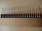 Carbon kool composite weerstanden NOS USA 20x  3K3 2W, Ophalen of Verzenden, Nieuw