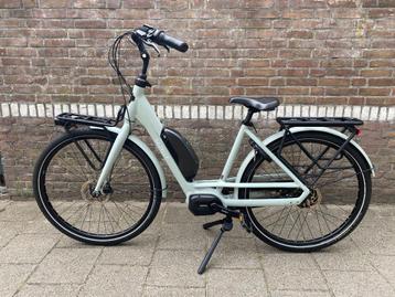 GAZELLE BLOOM C310 2023 MIDDENMOTOR MOEDERFIETS 49 CM 630WH beschikbaar voor biedingen