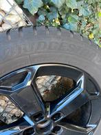 Winterset Audi Q2 5x112 Bridgestone 4tot 5 mm, Auto-onderdelen, Banden en Velgen, Ophalen, 215 mm, Banden en Velgen, 17 inch