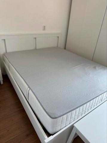SONGESAND Ikea bed + matras 160x200
