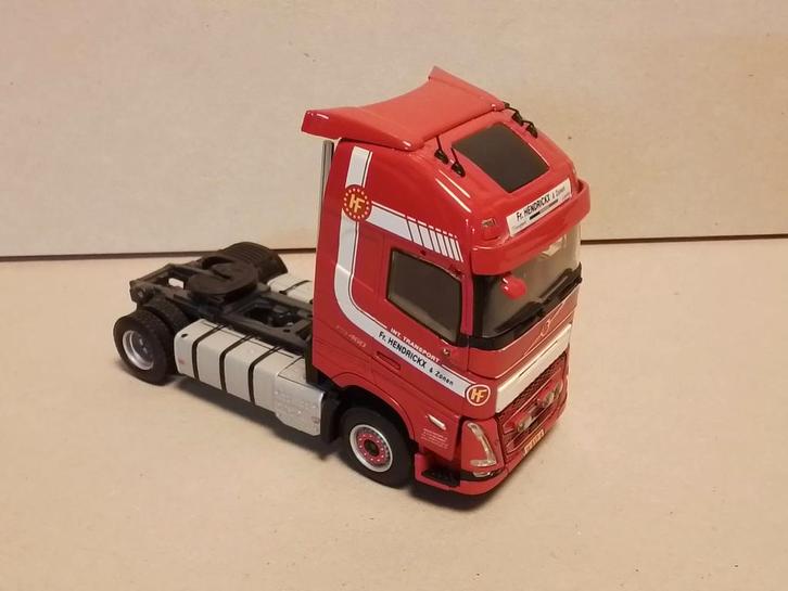 WSI Volvo trekker Frans Hendrickx & z'n. B keus model, Hobby en Vrije tijd, Modelauto's | 1:50, Bus of Vrachtwagen, Wsi, Ophalen of Verzenden