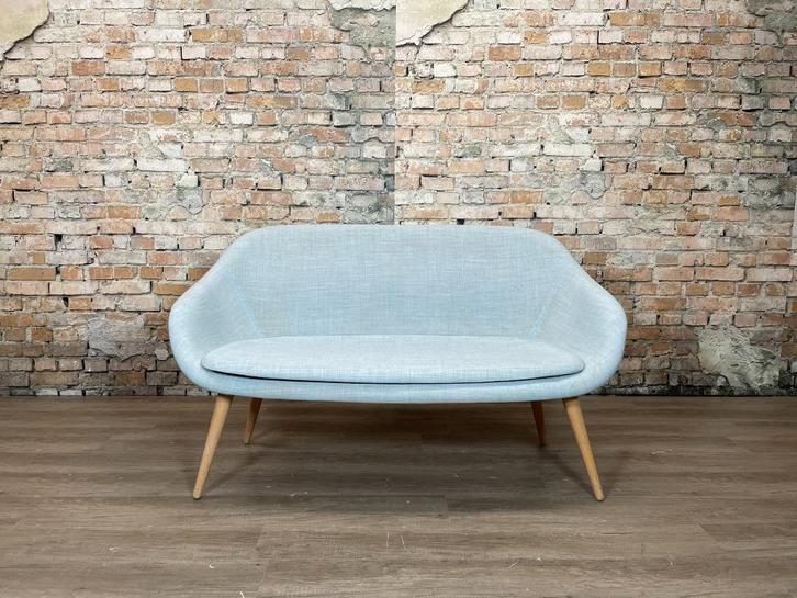 Hay AAL Sofa lichtblauw bij TheReSales, Huis en Inrichting, Banken | Bankstellen, Zo goed als nieuw, Rechte bank, Tweepersoons