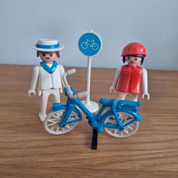 vintage playmobil 3573 fietsers beschikbaar voor biedingen