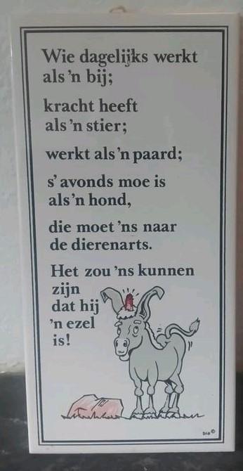 Mooi Tekst tegeltje met mooie afbeelding. voor Harde werkers beschikbaar voor biedingen