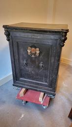 Antieke brandkast, kluis, E.M. Jaarsma, Ophalen