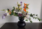 Prachtig boeket kunstbloemen inclusief zwart matte vaas, Nieuw, Ophalen