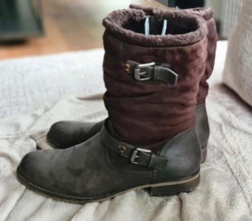Laarsjes met rits - maat 44 - bruin - gevoerd met nepbont, Kleding | Dames, Schoenen, Zo goed als nieuw, Lage of Enkellaarzen