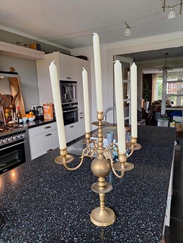 Grote koperen kaarsen kandelaar met 5 armen beschikbaar voor biedingen