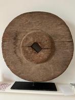 Originele molensteen op voet, Huis en Inrichting, Woonaccessoires | Overige, Ophalen, Zo goed als nieuw