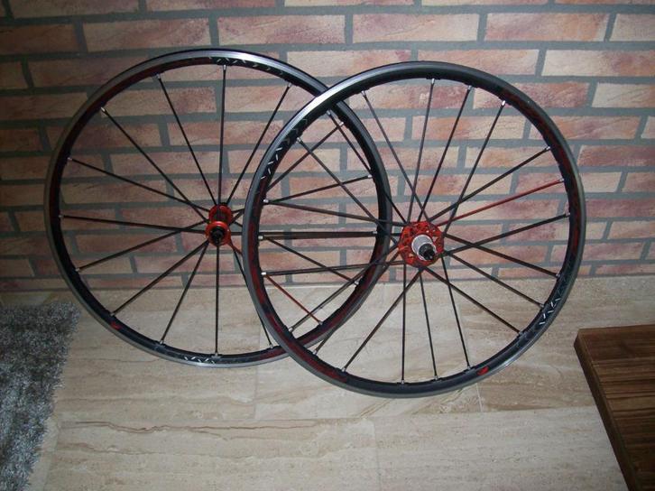 Fulcrum RACING ZERO COMPETION racefiets wielen, Fietsen en Brommers, Fietsonderdelen, Zo goed als nieuw, Racefiets, Wiel, Ophalen of Verzenden