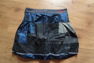 mooie rok van Desigual maat 42 beschikbaar voor biedingen