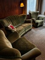 Oude bank en 2 stoelen, Huis en Inrichting, Banken | Complete zithoeken, Ophalen, Zo goed als nieuw