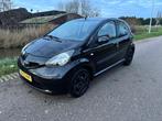 Toyota Aygo 1.0 12V | 4 nieuwe banden | NAP 5DRS 2008 Zwart, Auto's, Voorwielaandrijving, Stof, Origineel Nederlands, Handgeschakeld