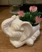 Retro bloempot olifant wit keramiek retro, Rond, Ophalen of Verzenden, Zo goed als nieuw, Minder dan 25 cm