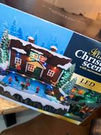 Kersthuis met schaatsbaan en LED verlichting, Diversen, Ophalen of Verzenden, Nieuw