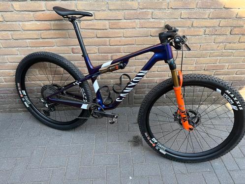 Canyon lux world cup cfr 2024 maat: M, Fietsen en Brommers, Fietsen | Mountainbikes en ATB, Zo goed als nieuw, Overige merken