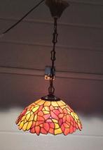 VINTAGE TIFFANY HANGLAMP  GLAS, Huis en Inrichting, Lampen | Hanglampen, Ophalen of Verzenden, Zo goed als nieuw, Glas, Minder dan 50 cm