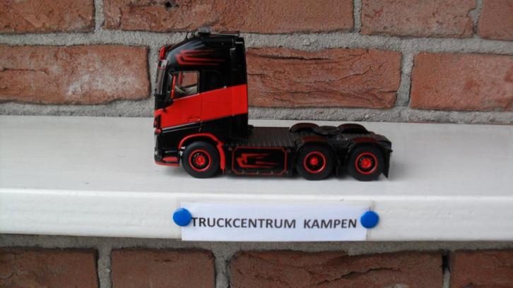 WSI  Volvo  FH4  Globetrotter  van  Jimmy  Rosenqvist., Hobby en Vrije tijd, Modelauto's | 1:50, Nieuw, Bus of Vrachtwagen, Wsi