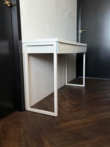 Side table hoogglans wit