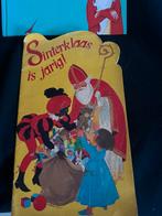 Sinterklaas is jarig boek, Ophalen of Verzenden, Zo goed als nieuw
