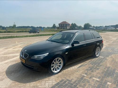BMW 5-Serie 3.0 525D Touring AUT 2009 Zwart, Auto's, BMW, Particulier, 5-Serie, Diesel, C, Stationwagon, Automaat, Geïmporteerd