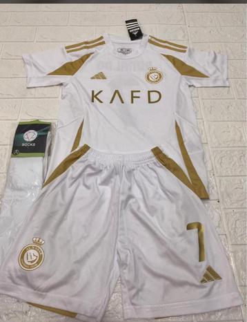 Nieuwste All Nassr Tenue beschikbaar voor biedingen