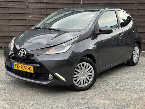 Toyota Aygo 1.0 VVT-i X-NAV / CAMERA / NAVI / LED / NAP / NL, Auto's, Toyota, Bedrijf, Aygo, ABS, Achteruitrijcamera, Airbags