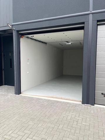 Grote garagebox Alphen aan den Rijn beschikbaar voor biedingen