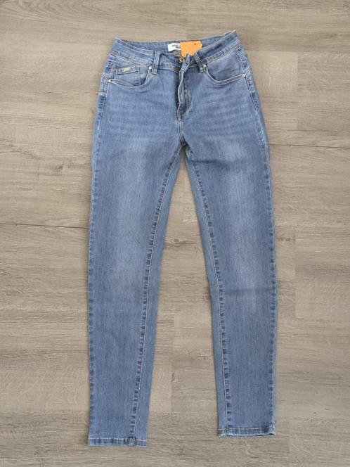 dames spijkerbroek / jeans (47), Kleding | Dames, Spijkerbroeken en Jeans, Zo goed als nieuw, W28 - W29 (confectie 36), Blauw