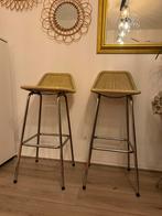 2 barkrukken, Huis en Inrichting, Barkrukken, 2 krukken, Ophalen, Zo goed als nieuw, 60 tot 90 cm