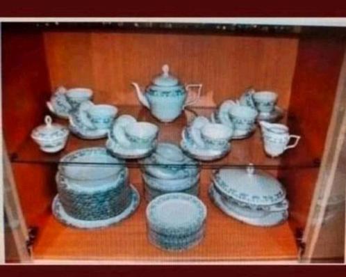 Royal Tettau Bavaria porseleinen service (70 delig) 12 perso, Antiek en Kunst, Antiek | Servies compleet, Ophalen of Verzenden
