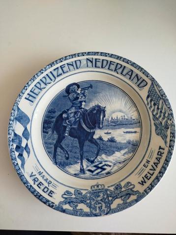 herdenkingsbord van na de Tweede Wereldoorlog beschikbaar voor biedingen