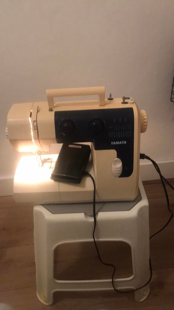 Naaimachine Yamaha FY760, Hobby en Vrije tijd, Naaimachines en Toebehoren, Ophalen of Verzenden, Gebruikt, Naaimachine, Overige merken