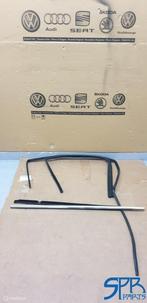 GOLF 7 VARIANT LINKSACHTER DEUR RUBBER LIJST CHROME Portier, Auto-onderdelen, Volkswagen, Nieuw, Ophalen of Verzenden, Volkswagen