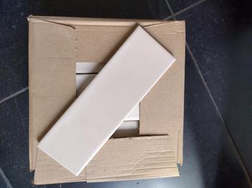 Wandtegels 48 stuks 6,5x20 beschikbaar voor biedingen