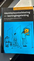 Identiteitsontwikkeling en leerlingbegeleiding, Ophalen of Verzenden, Zo goed als nieuw, Jos van der Wal; Jacob de Wilde; Ineke de Mooij