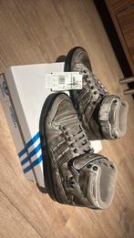 Adidas Forum Jemery Scott Dipped Black - maat 42 - origineel, Ophalen of Verzenden, Nieuw, Zwart