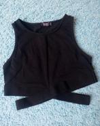 Bershka zwarte crop top maat XS, Zwart, Zo goed als nieuw, Zonder mouw, Maat 34 (XS) of kleiner