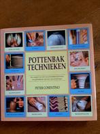 Pottenbak technieken, boek over pottenbakken - P. Cosentino, Hobby en Vrije tijd, Pottenbakken, Gebruikt, Ophalen of Verzenden