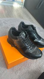 Louis Vuitton Sneakers Run Away, Ophalen of Verzenden, Nieuw