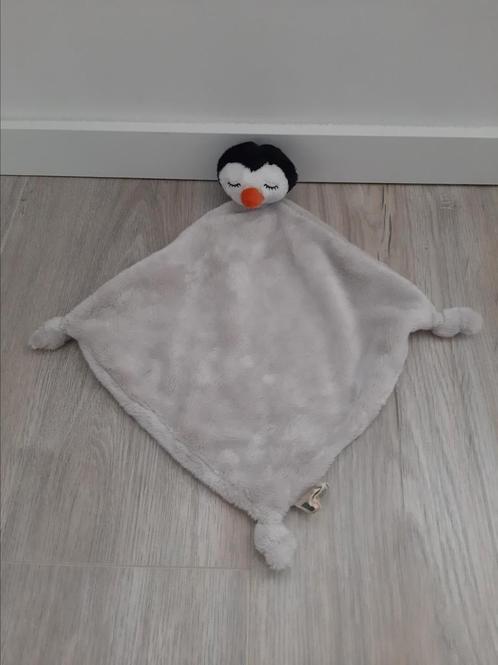 Knuffel knuffeldoekje nature planet pinguin grijs K8283, Kinderen en Baby's, Speelgoed | Knuffels en Pluche, Zo goed als nieuw