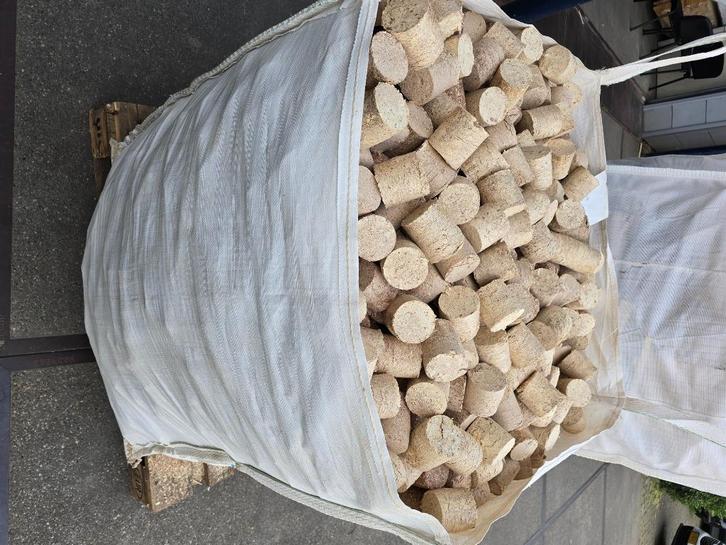 briketten, Tuin en Terras, Haardhout, Minder dan 3 m³, Ophalen