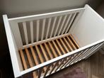 Wit babybedje, verstelbaar, 60x120cm, Kinderen en Baby's, Babywiegjes en Ledikanten, Ophalen, Ledikant