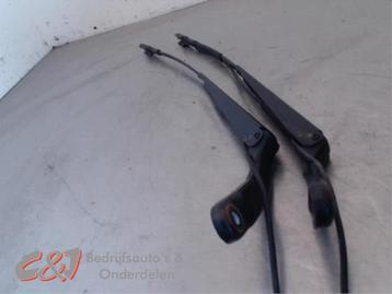 Ruitenwisserarm set van een Volkswagen Crafter beschikbaar voor biedingen