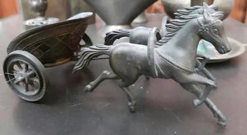 Prachtig Vintage Decorstuk Tinnen Paard met Strijdwagen beschikbaar voor biedingen
