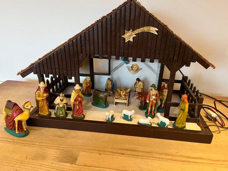 Vintage Kerststal met figuren van gips, Antiek en Kunst, Antiek | Religie, Ophalen