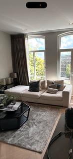 MOET WEG Bank The grand interior, Amsterdam