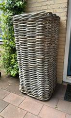 Mooie grote rotan plantenbak / korf, Tuin en Terras, Bloembakken en Plantenbakken, Ophalen, Gebruikt, Vierkant, 60 tot 100 cm