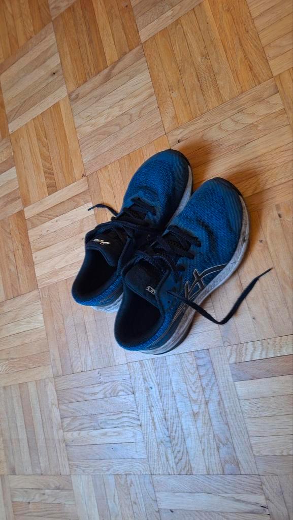 Asics Hardloopschoenen gt1000 maat 37,5, Sport en Fitness, Loopsport en Atletiek, Gebruikt, Hardloopschoenen, Hardlopen, Asics